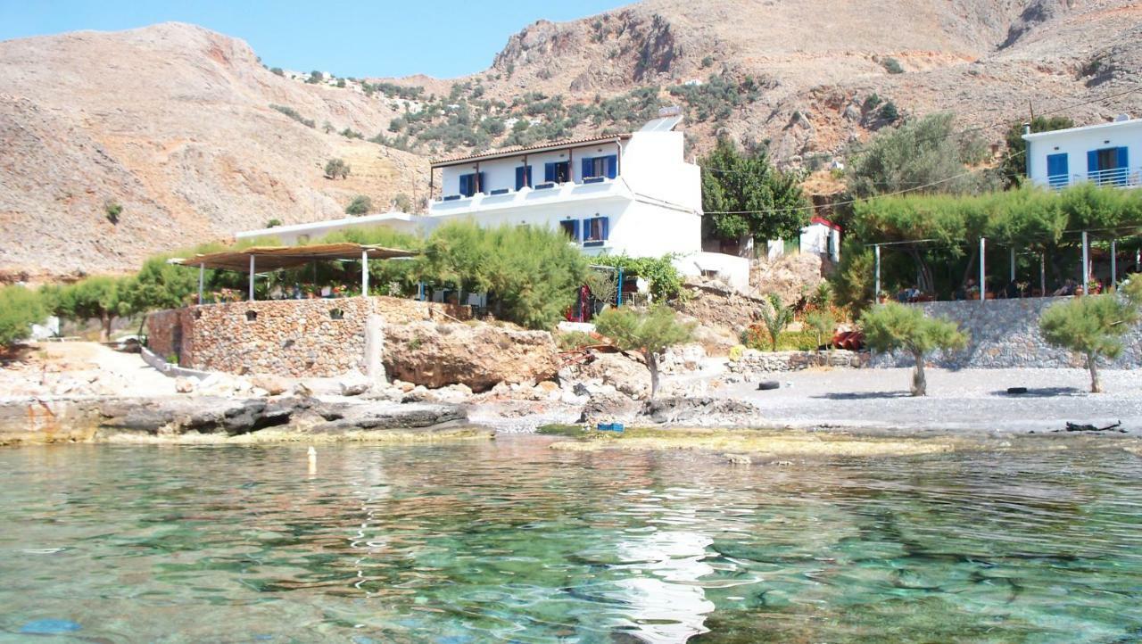 Taverna Akrogiali Лутрон Экстерьер фото